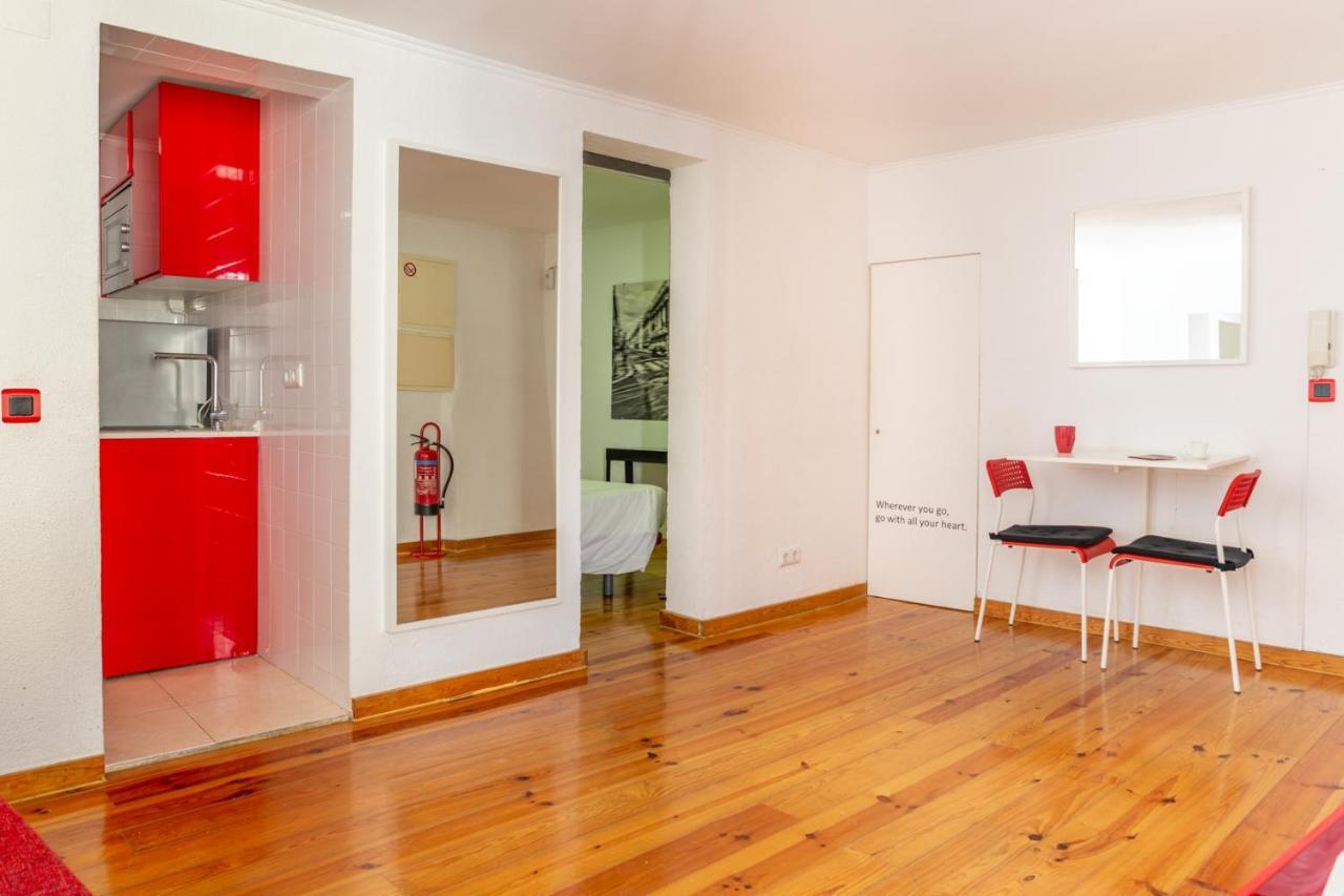 Studio In The Heart Of Alfama! Super Central! Lisboa Eksteriør billede