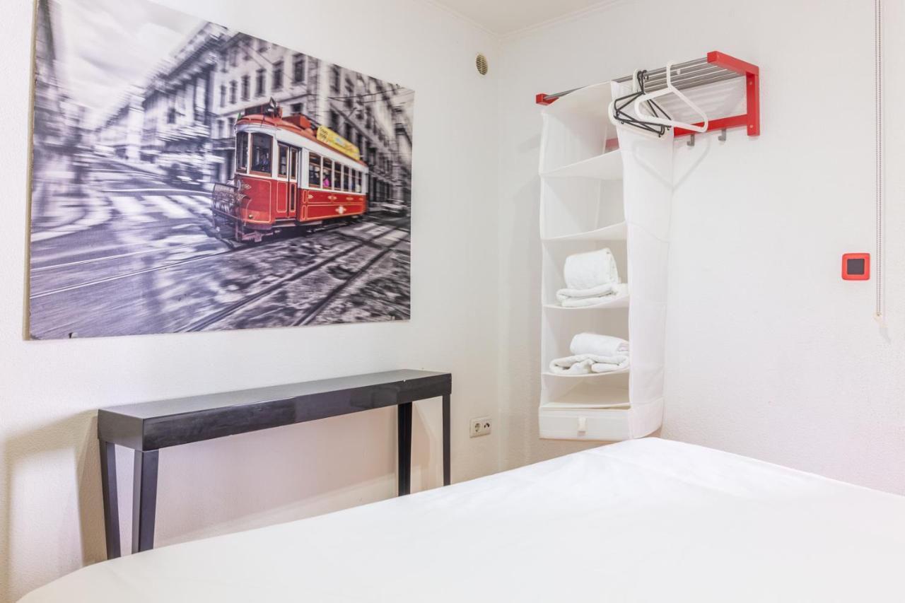 Studio In The Heart Of Alfama! Super Central! Lisboa Eksteriør billede