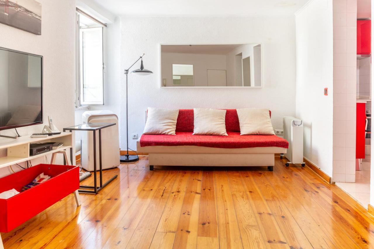 Studio In The Heart Of Alfama! Super Central! Lisboa Eksteriør billede